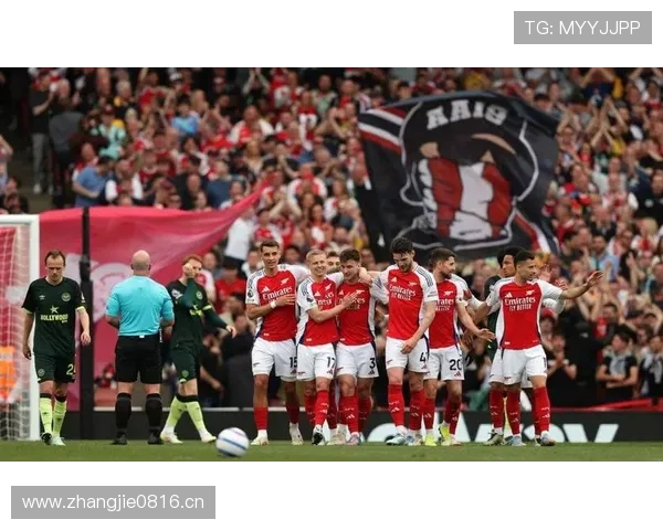 曼联重返欧冠难度加大,联赛后期争四格局竞争加剧,形势面临考验