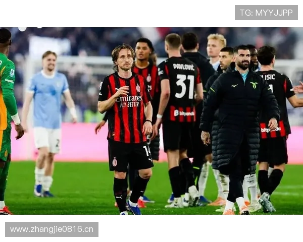 AC米兰危机：战术混乱与豪门迷失，真问题到底是管理还是阵容？