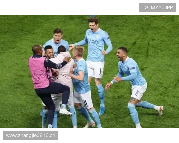 范戴克与马尔基尼奥斯防守稳定性及全面性对比分析