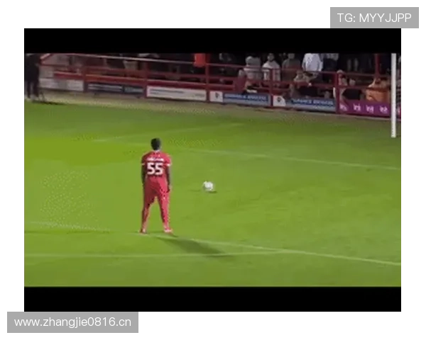 点球重罚规则拆解：哪些情况必须重罚点球？